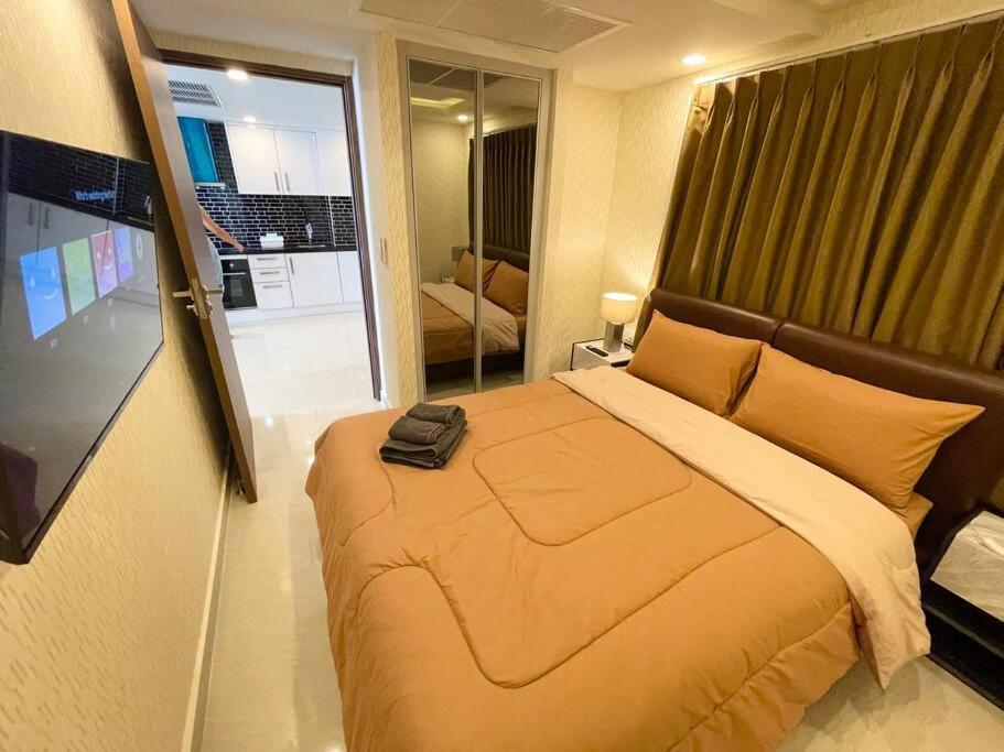 Large Luxury, Pool View, Grand Avenue, Pattaya - 202 Appartamento Esterno foto